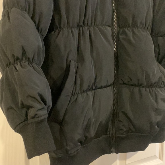 Puffer Jacket - Picture 2 of 5